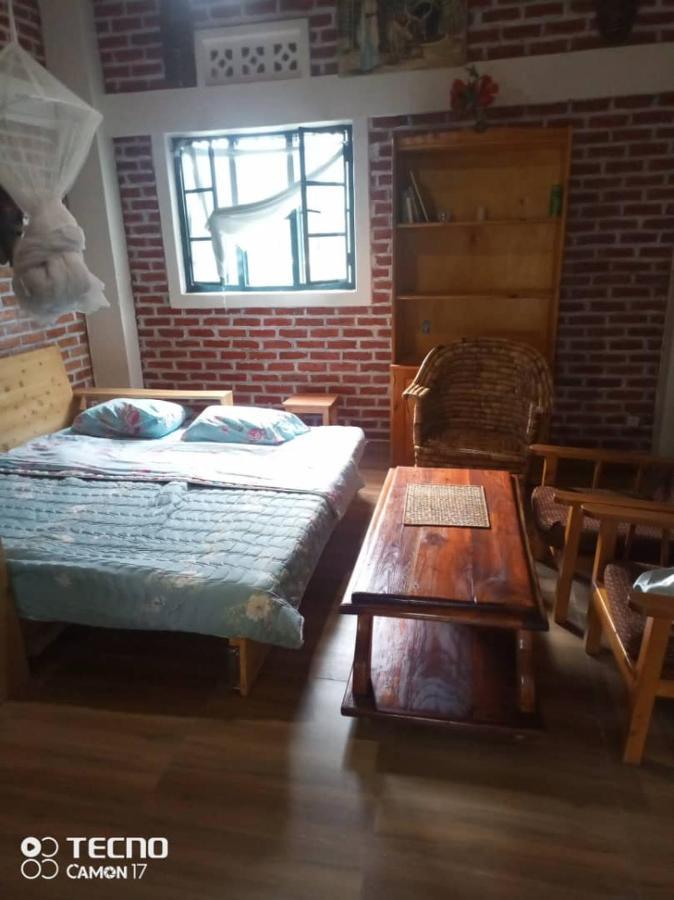 Stany'S Apartments Butare ภายนอก รูปภาพ